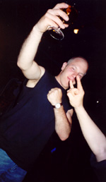 headbang_shorsh.jpg (66973 Byte)