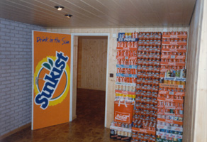 metal-bar_1997_2.jpg (112930 Byte)